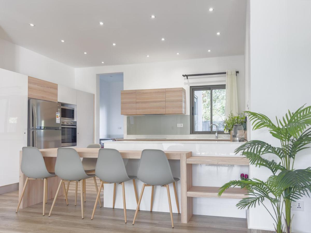 Residence Coastal View - Privilege Appartement In The Heart Of Grand-Baie Kültér fotó